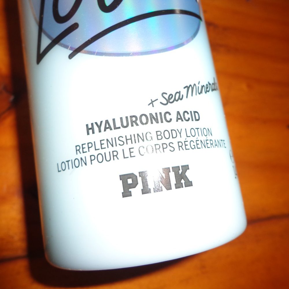 New PINK Water Lotion Replenishing Body Lotion with Hyaluronic Acid 14 fl. oz. - Picture 5 of 11